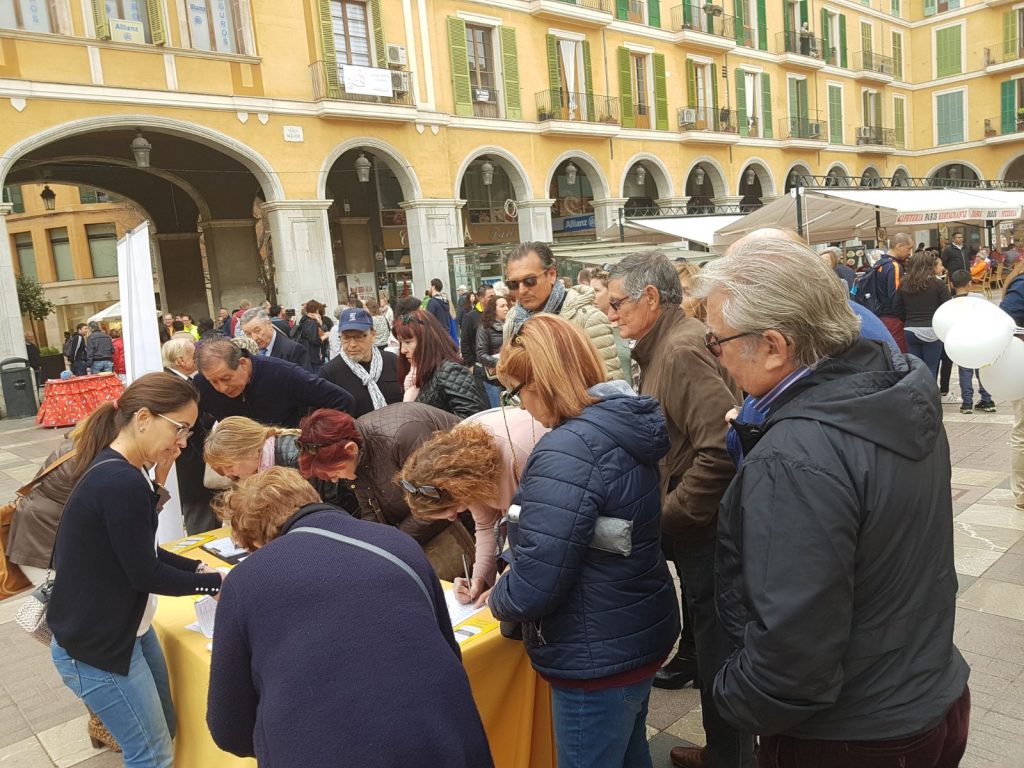 Firmas por la libertad de lengua